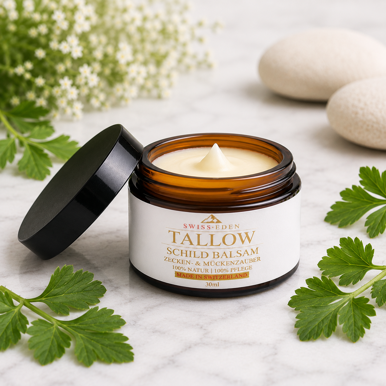 Swiss Eden Tallow Schildbalsam 30ml – natürlicher Zecken- und Mückenschutz mit Talg, Kokosöl und ätherischen Ölen im braunen Glastiegel.